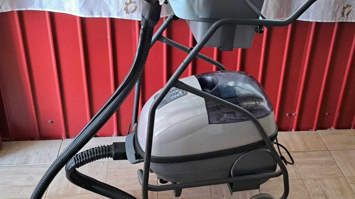 Aspirator profesional cu aburi, 8bar, injectie extractie aburi si apa fiarta, Steam Italy 3000 IDrojet Plus