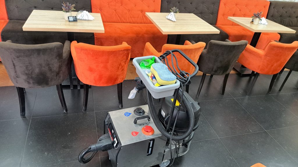 aspirator cu aburi profesional steam comby 3000 6bar curatare tapiterii spalare igienizare detailing interior auto